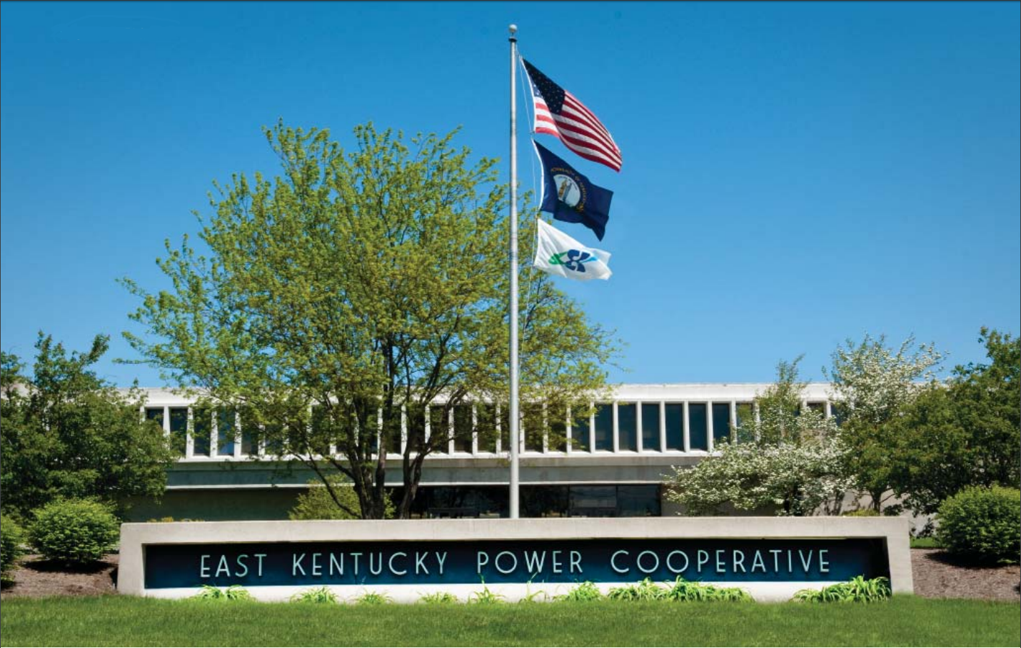 东肯塔基电力合作公司(EKPC)为超过52万户家庭和企业提供电力。